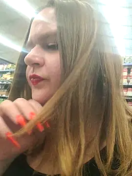 Bigmouthbitch online show from 12/14/25, 03:46