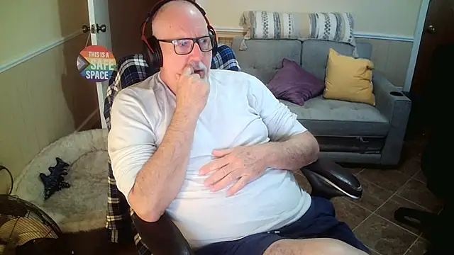 superbearboss online show from 02/27/26, 06:52