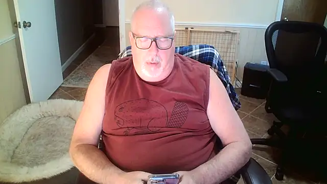 superbearboss online show from 10/22/25, 02:27