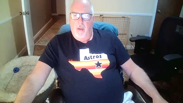 superbearboss online show from 10/24/25, 01:21