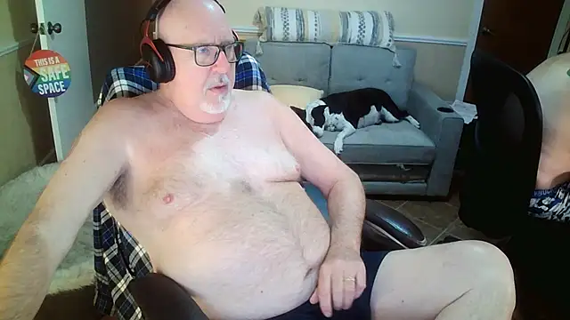 superbearboss online show from 02/09/26, 04:21