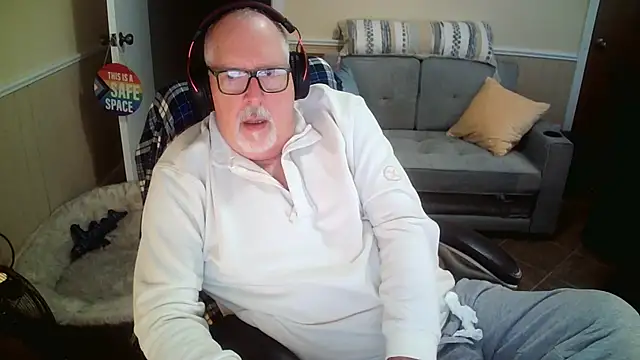 superbearboss online show from 03/19/26, 04:29