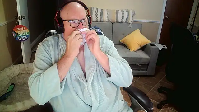 superbearboss online show from 01/18/26, 03:48