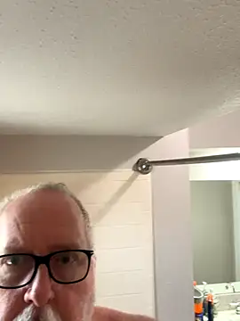 superbearboss online show from 11/20/25, 08:31