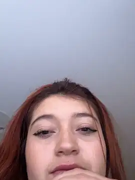 Karina Leon online show from 05/13/26, 08:05