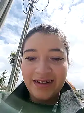 Karina Leon online show from 12/04/25, 05:23