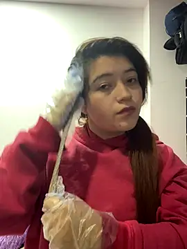 Karina Leon online show from 12/13/25, 08:04