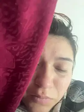 Karina Leon online show from 04/15/26, 07:29