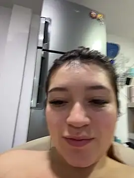 Karina Leon online show from 06/07/26, 10:26