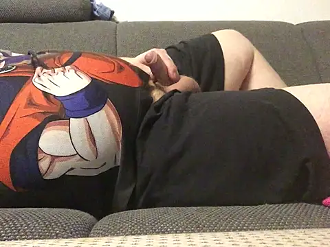 Derbaer1990 online show from 12/21/25, 04:52