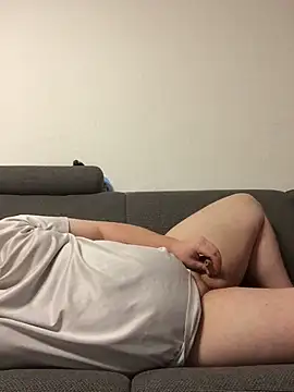 Derbaer1990 online show from 12/01/25, 07:59