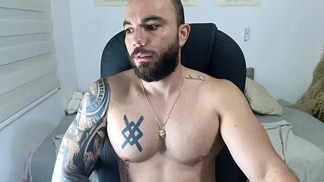 Snapshot of Isaac_Carter chatting on 01/10/26, 11:05 Isaac Carter online show from 01/10/26, 11:05