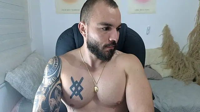 Snapshot of Isaac_Carter chatting on 12/22/25, 11:21 Isaac Carter online show from 12/22/25, 11:21