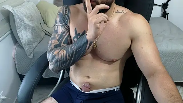Snapshot of Isaac_Carter chatting on 06/24/26, 11:20 Isaac Carter online show from 06/24/26, 11:20