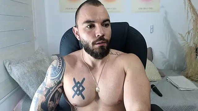 Isaac Carter online show from 12/01/25, 11:33