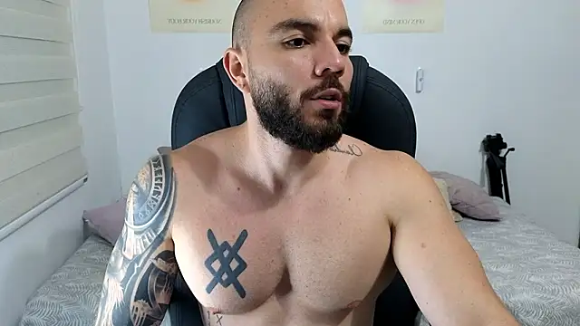 Snapshot of Isaac_Carter chatting on 02/01/26, 11:36 Isaac Carter online show from 02/01/26, 11:36