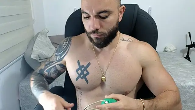 Isaac Carter online show from 04/15/26, 11:05