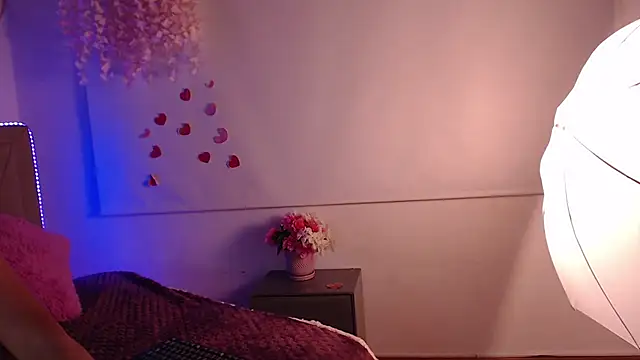 Cattleya gilQS online show from 03/11/25, 07:25