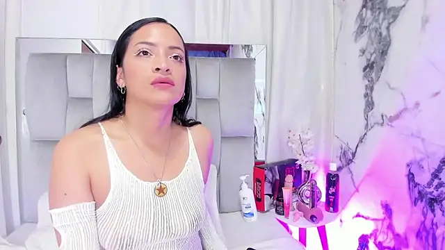 AvaX 777 online show from 04/01/26, 05:32