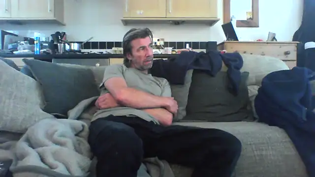 Snapshot of Grower_and_shower chatting on 09/26/25, 03:41 Grower and shower online show from 09/26/25, 03:41