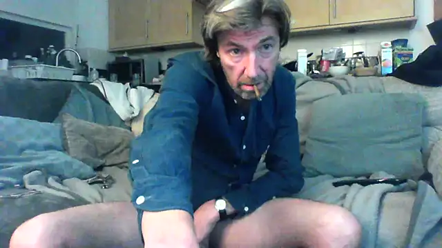 Snapshot of Grower_and_shower chatting on 10/13/25, 12:45 Grower and shower online show from 10/13/25, 12:45