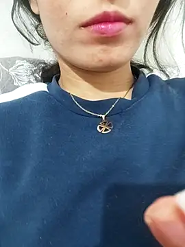 saraaxx1 online show from 02/10/26, 10:09