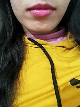 saraaxx1 online show from 12/19/25, 12:25