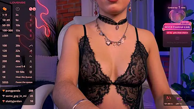 Snapshot of beautifulchleo chatting on 03/15/25, 04:02 beautifulchleo online show from 03/15/25, 04:02