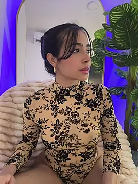  Emily Thompson  online show from 02/28/26, 01:38