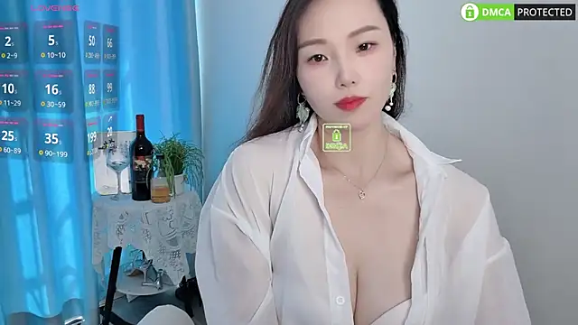 Dewluna online show from 10/05/25, 06:15