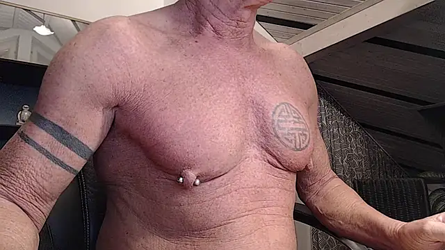 munichrubber online show from 10/23/25, 04:00