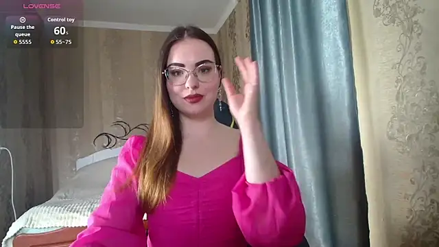 Leila Kissyu online show from 04/14/26, 10:09