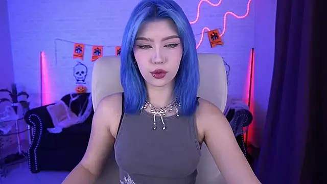 SelenaIris online show from 10/31/25, 09:22