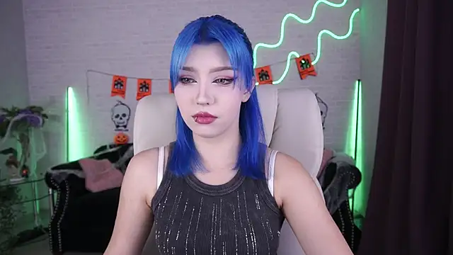 SelenaIris online show from 10/28/25, 09:03