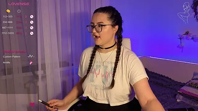 MiraLuccian online show from 09/21/25, 08:03