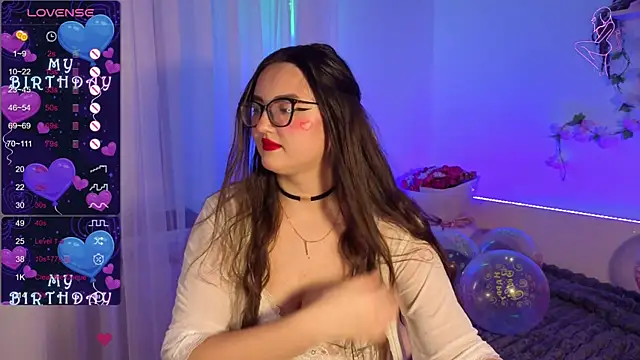 MiraLuccian online show from 09/24/25, 06:25