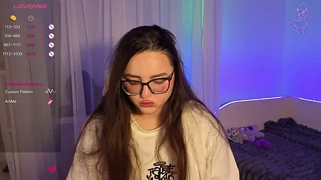 MiraLuccian online show from 09/17/25, 07:27