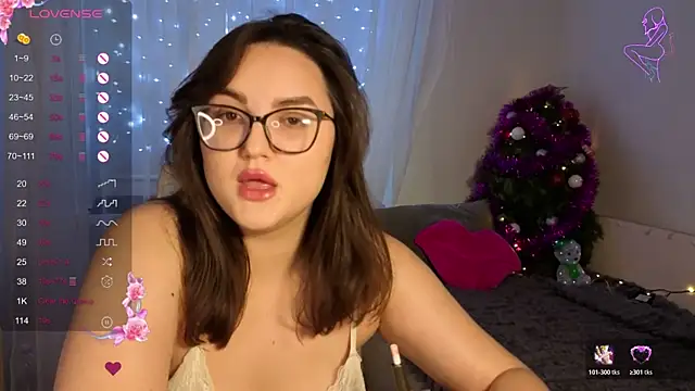 MiraLuccian online show from 01/05/26, 09:29