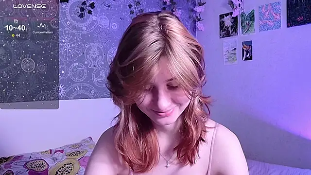 Snapshot of Cute_Cate404 chatting on 11/19/25, 03:28 Cute Cate404 online show from 11/19/25, 03:28