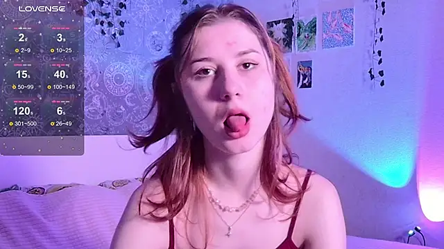 Snapshot of Cute_Cate404 chatting on 11/07/25, 03:11 Cute Cate404 online show from 11/07/25, 03:11