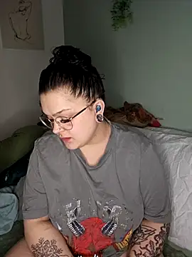 Saucy-Serenity online show from 03/22/26, 08:10