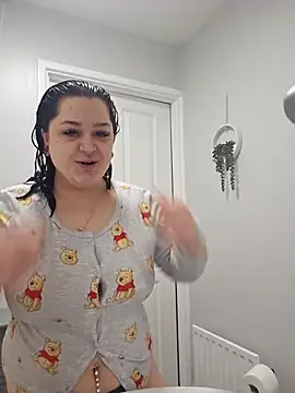 Saucy-Serenity online show from 02/14/26, 01:44