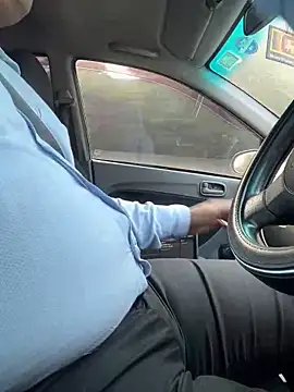 dam-her-boy online show from 11/10/25, 02:27