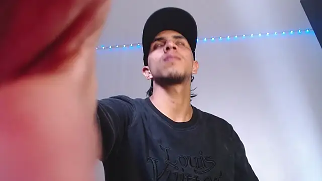 Monkey uchiha777 online show from 01/14/26, 01:48