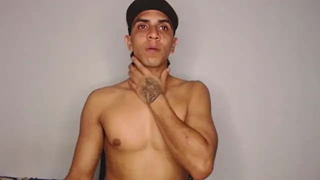 Monkey uchiha777 online show from 12/13/25, 11:11