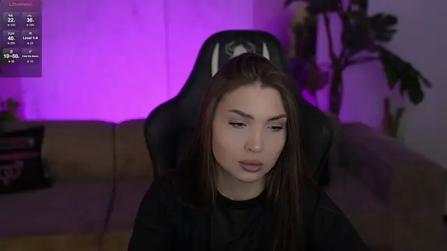 Billie054 online show from 11/28/25, 07:52