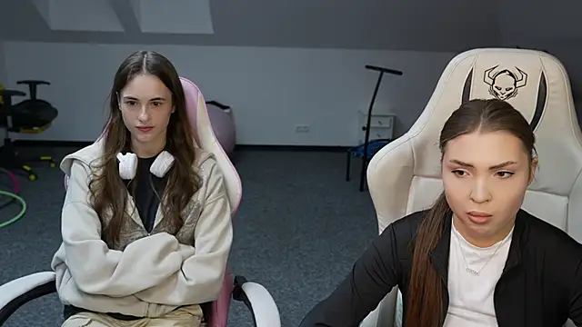 Billie054 online show from 11/08/25, 11:47