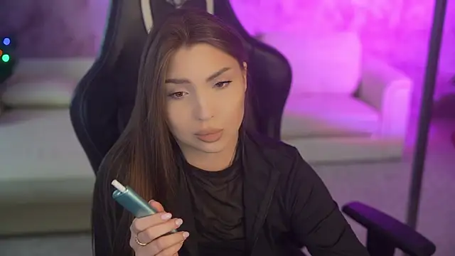 Billie054 online show from 12/18/25, 07:46