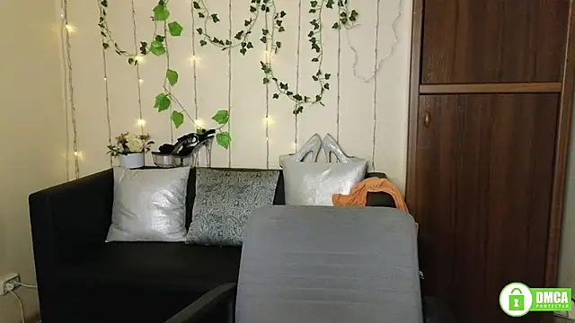 Kiss julli88I online show from 09/12/25, 05:24