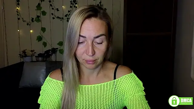 Kiss julli88I online show from 09/14/25, 05:24